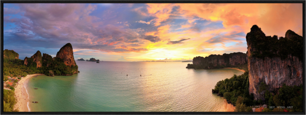 Main image Twilight’s Masterpiece – The Sunset at Railay Beach, Krabi